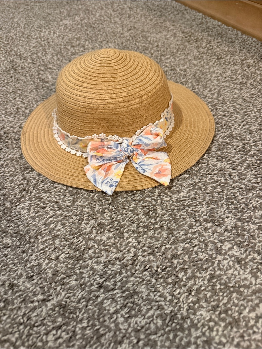 Straw Sun Hat with Floral Bow - Tan